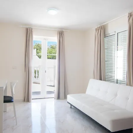 Villa Mariemne Vip Playa Honda (Lanzarote)