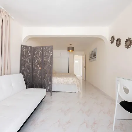 Mariemne Vip Villa Playa Honda (Lanzarote)