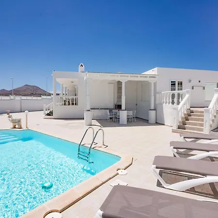 Mariemne Vip * Playa Honda (Lanzarote)